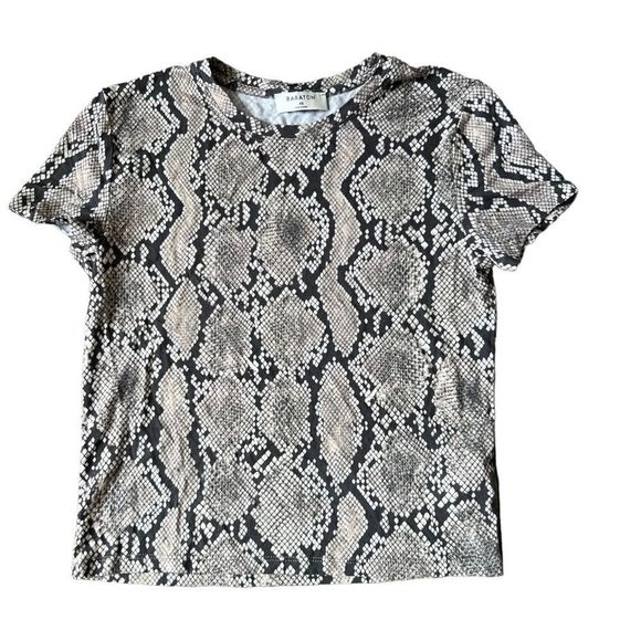 Aritzia shirt Babaton Crop Tee in Snake Print size XS - Picture 6 of 7